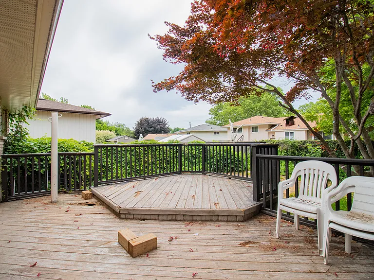 15 Sheridan Dr — Photo 17