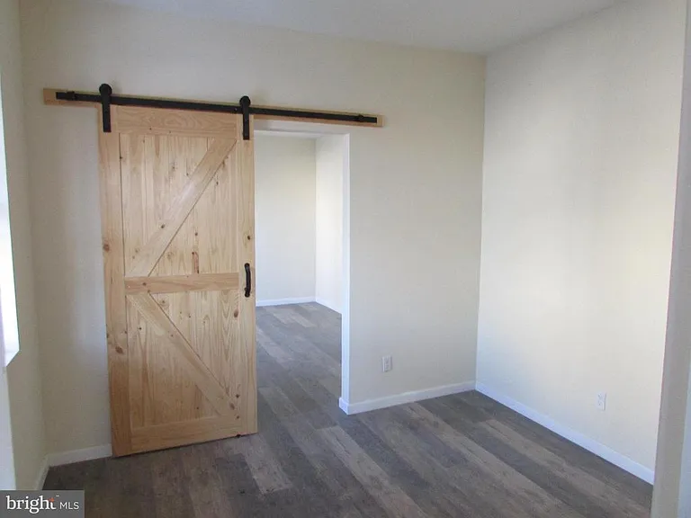 20 Pine St — Photo 9