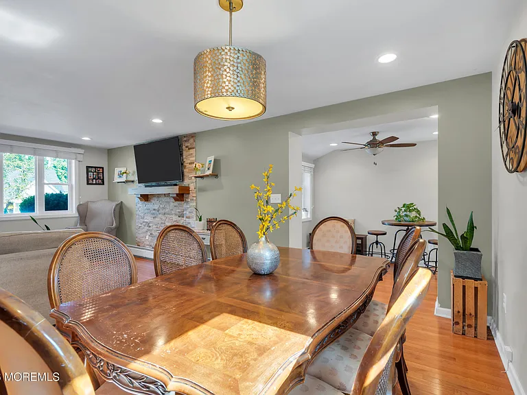 519 Ryeside Ave — Photo 11