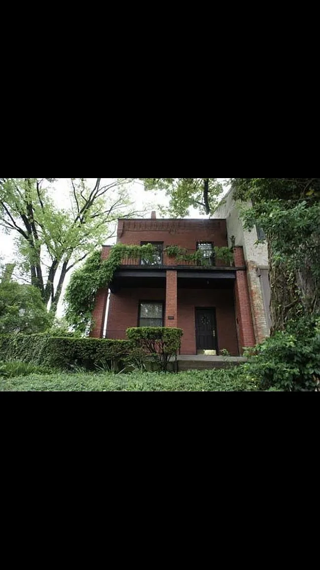 457 Riddle Rd photo 1