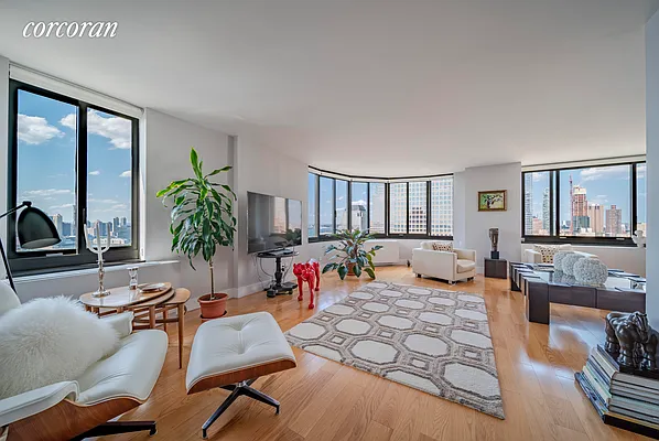 Sold by Corcoran | media 25