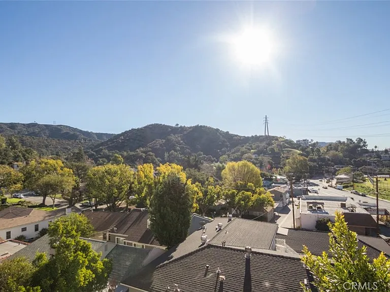 2940 N Verdugo Rd #321 — Photo 14