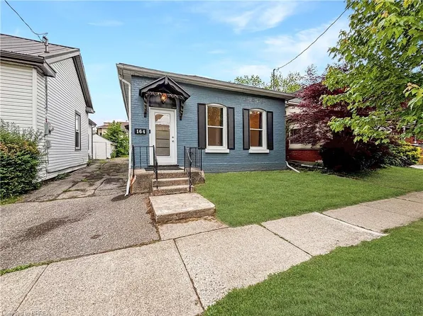 164 Nelson St, Brantford, ON N3S 4B6