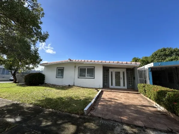 Urb Country Club Calle 418 Esq 509 Casa Ou #1, Carolina, PR 00982