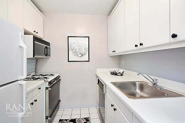 Rented by Keller Williams NYC | media 5