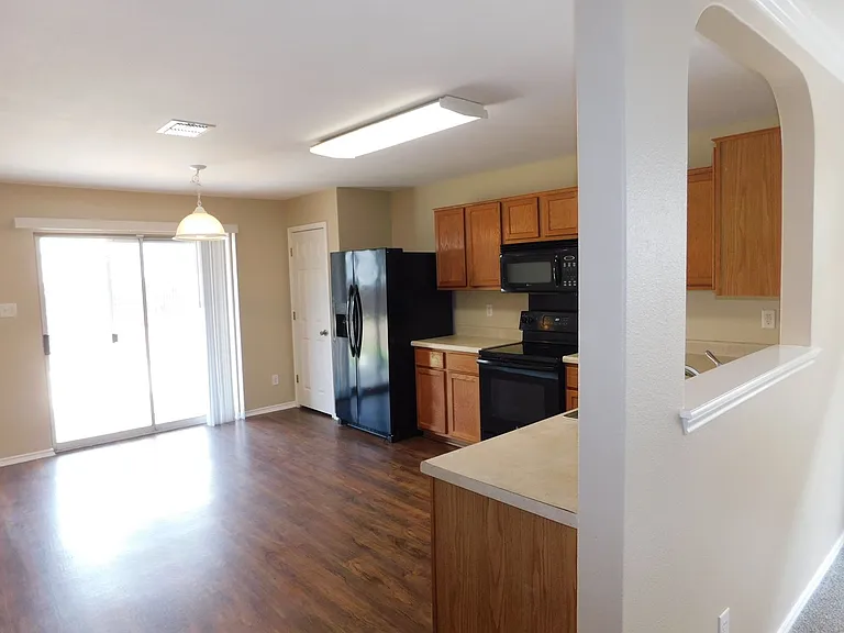 9013 Barkwood — Photo 4