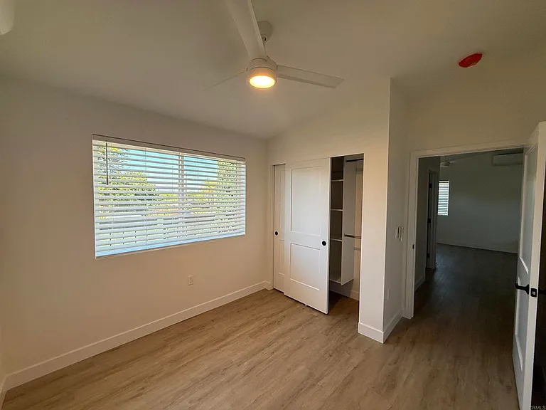 4005 Manzanita — Photo 9