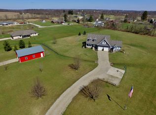 689 Wolf Rd, West Alexandria, OH 45381