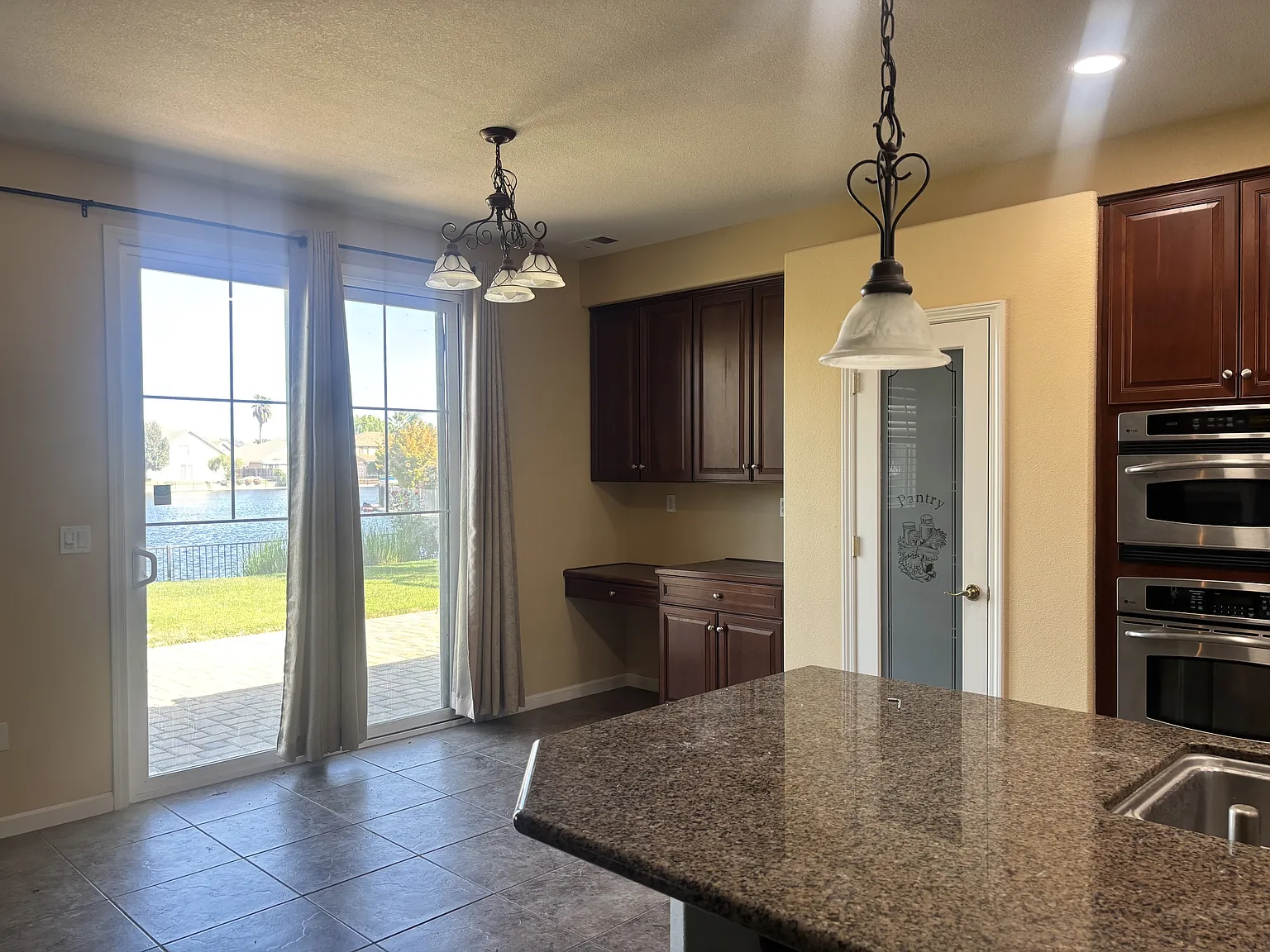 Horizon Ln-1527 - 1 — Photo 4