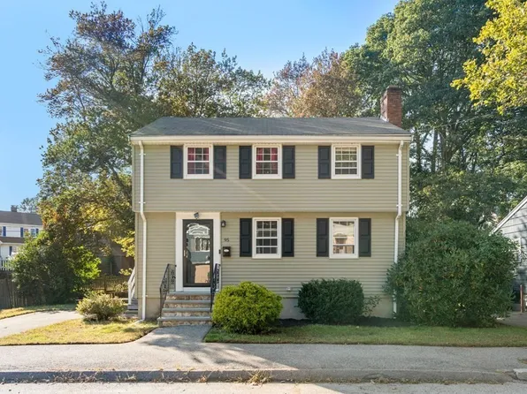 95 Brookside Rd, Lynn, MA 01902