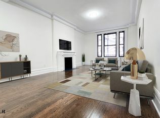 200 W 58th St APT 7B, New York, NY 10019