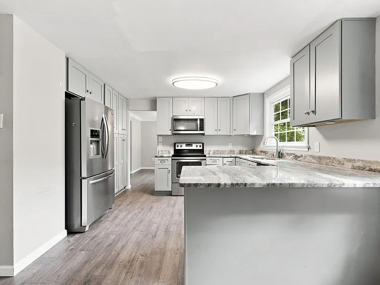 4419 S Shore Dr — Photo 7