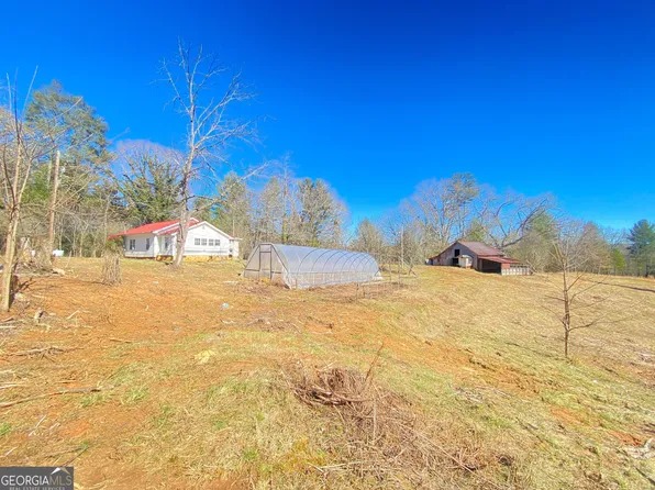 15 Possom Hollow Rd, Mineral Bluff, GA 30559