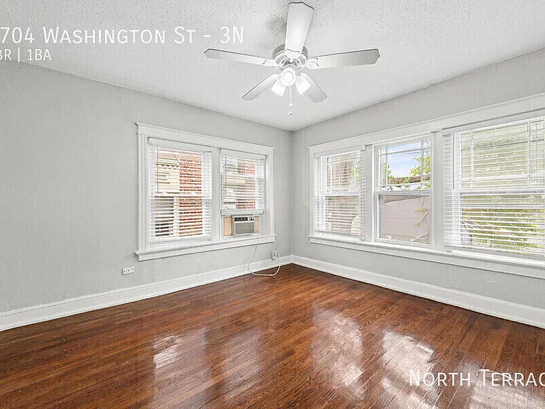 3704 Washington St #3N — Photo 5