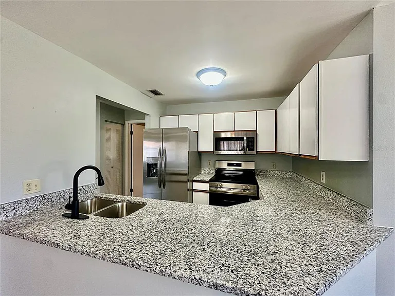 7903 Waterview Way #7903 — Photo 9