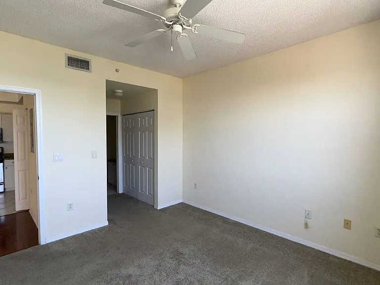 1801 N Flagler Dr #910 — Photo 9