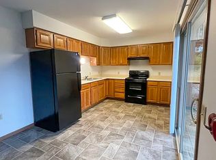 210 Howard St #11, Poynette, WI 53955