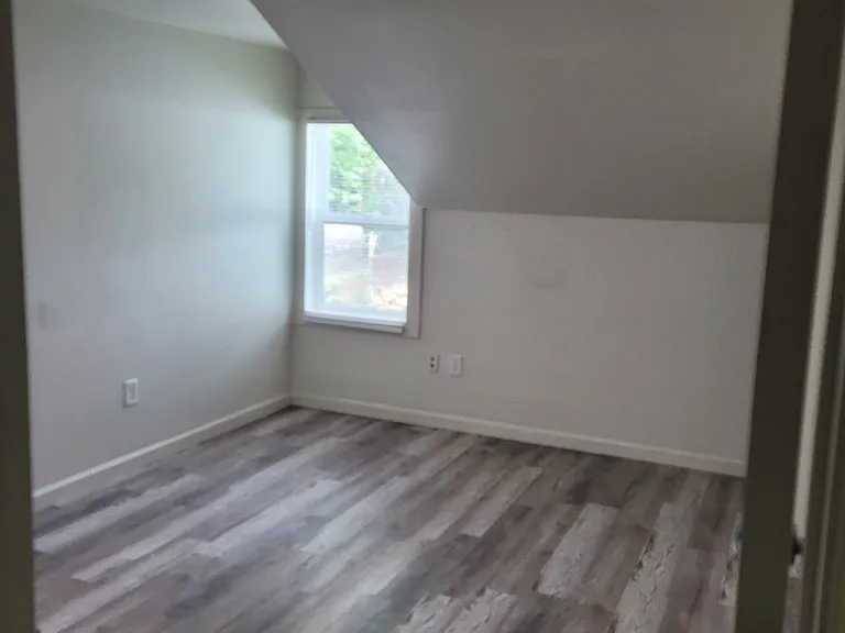 2180 Roosevelt Blvd — Photo 6