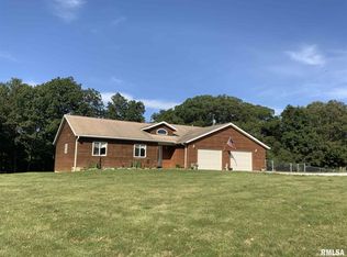 18644 E Hooty Rd, Canton, IL 61520