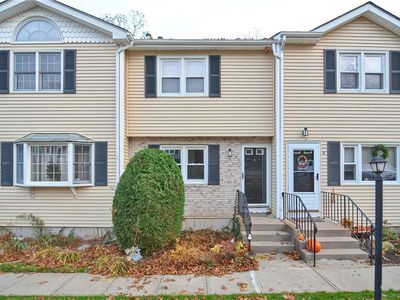 47 Morgan Ave APT 3, Johnston, RI, 02919