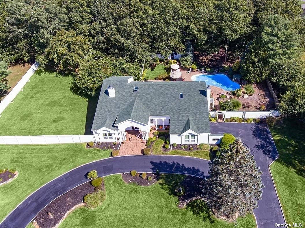 26 Elderwood Drive, Saint James, NY 11780 Zillow