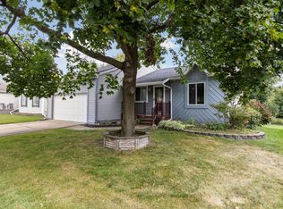 406 Bronco Way, Lansing, MI 48917