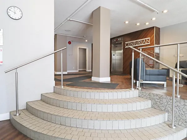 10160 116th St NW #901, Edmonton, AB T5K 1V9