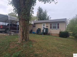 106 N High St, El Dorado Springs, MO 64744
