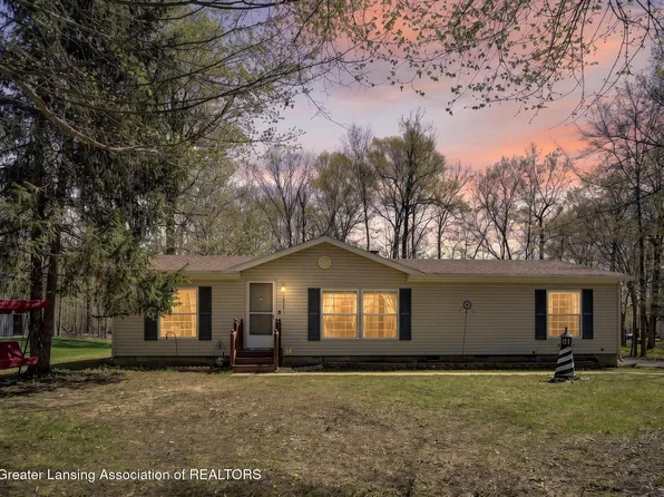 10343 Hardwood Trl, Perrinton, MI 48871