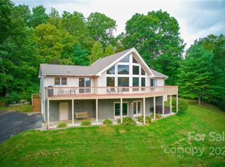 25 Hyatt Mountain Dr, Leicester, NC 28748