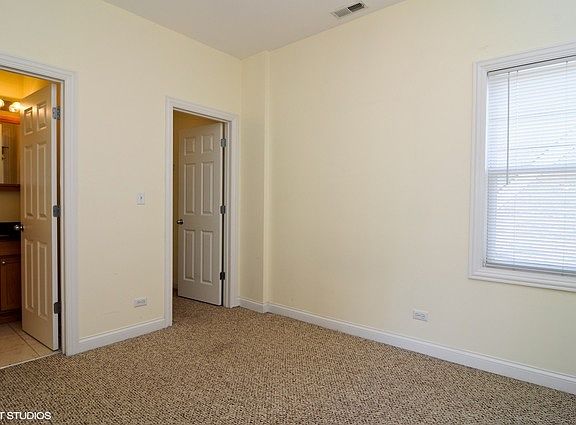 3rd image of 1845 N Honore St APT 2C
