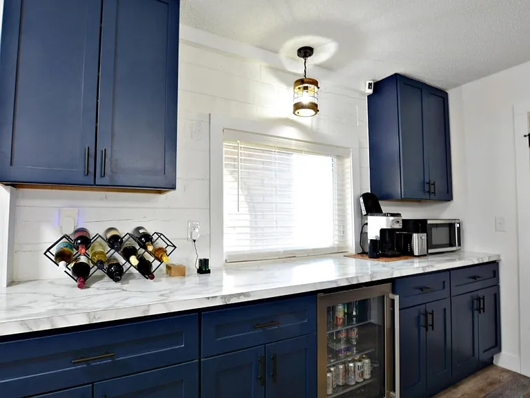 801 W 19th St #2 — Photo 8