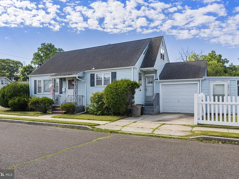 1st image of 920 Barnt Deklyn Rd
