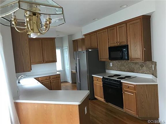 2nd image of 10804 Pepperbush Ct