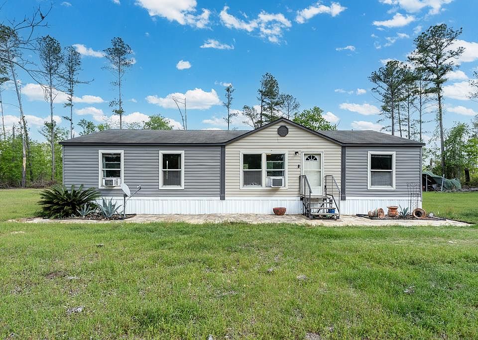 1st image of 176 Pebble Ln