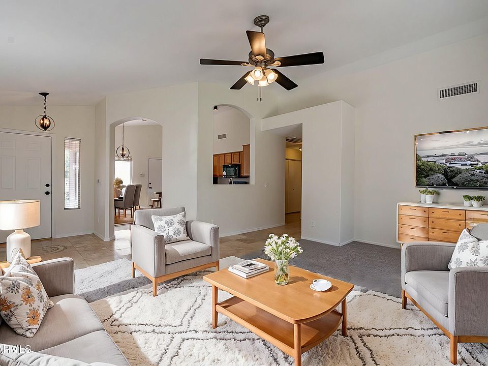1st image of 1289 N BALBOA Drive