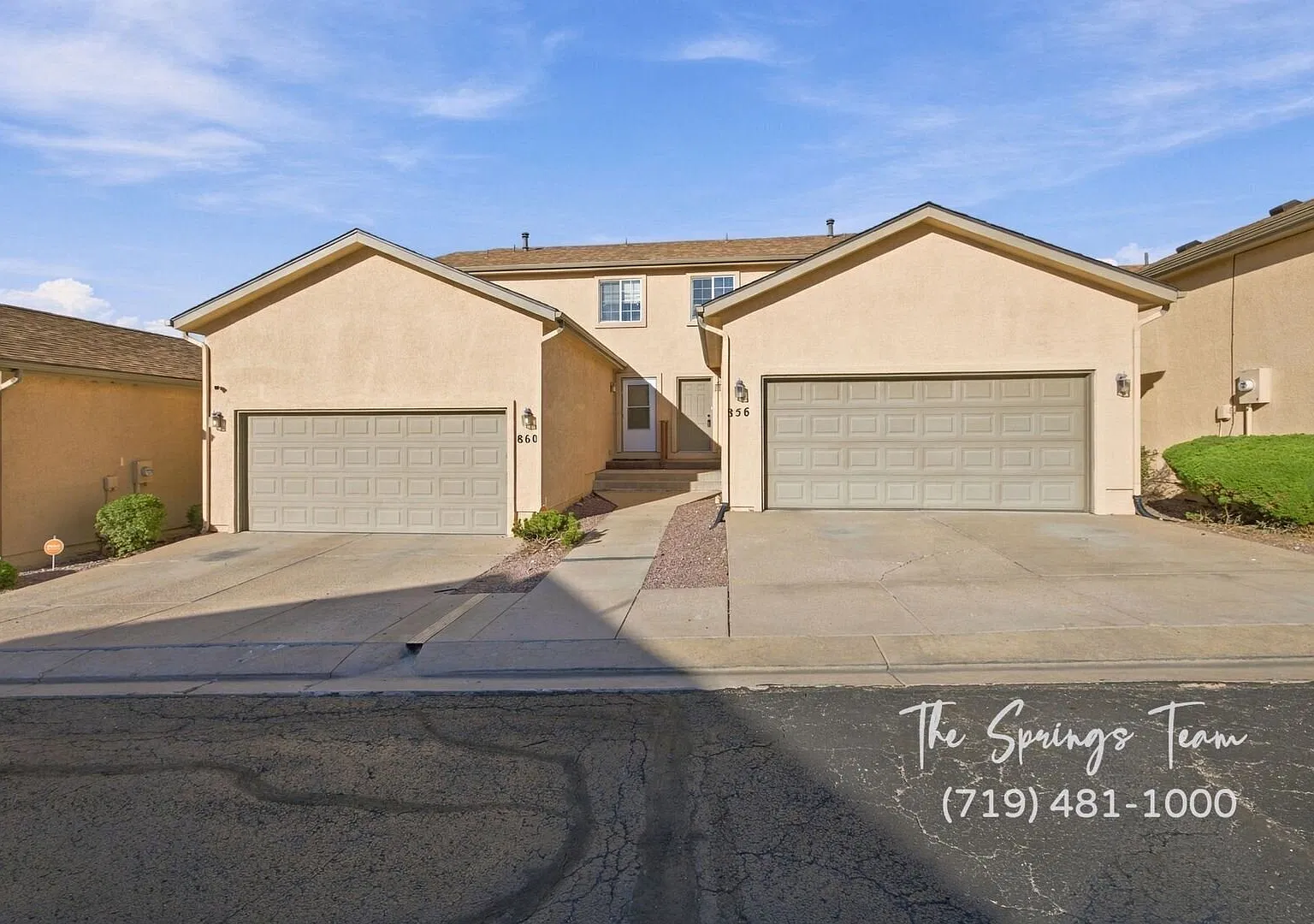 Spacious 4 Bd Condo With Water & Trash Included! — Photo 1