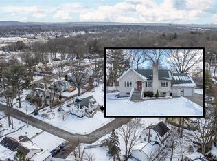 2 Henry Court, Nanuet, NY 10954