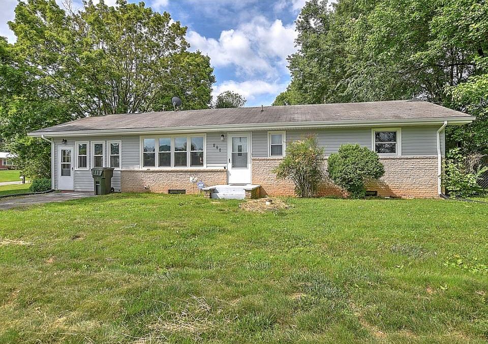 1st image of 123 Earl Light Cir