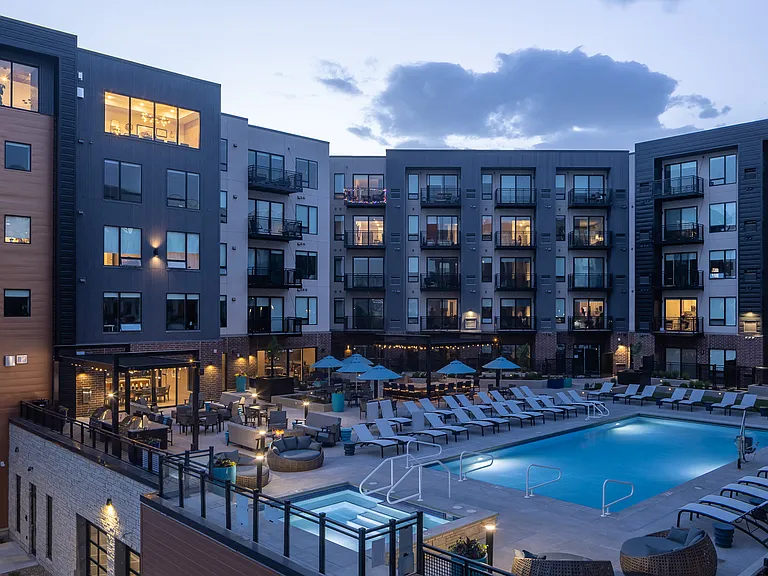 Lyra Apartments — Photo 39