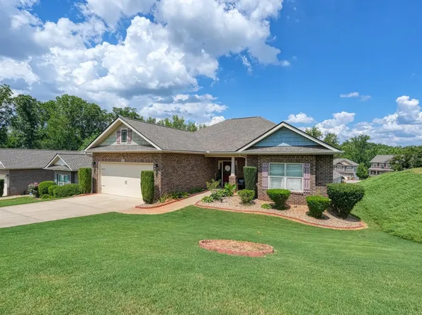 360 Huntwood Dr, Roebuck, SC 29376