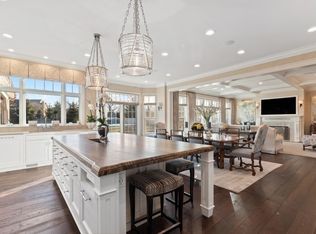 2208 Drury Ln, Northfield, IL