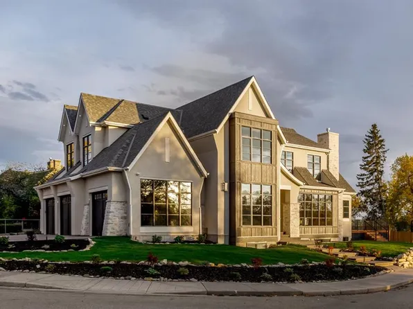 2920 SW Toronto Cres NW, Calgary, AB T2N 3W2