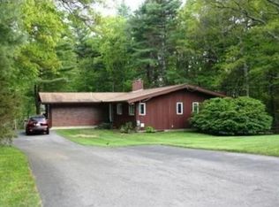 12 Northwood Dr, Walpole, MA 02081