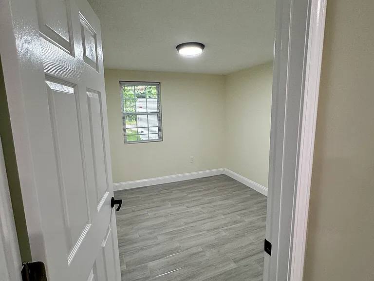 810 Baker Ave #1 — Photo 5