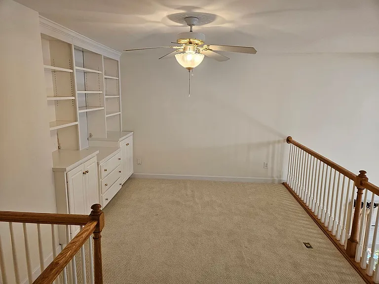 3214 Philmont Dr — Photo 22