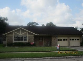 15722 Edenvale St, Friendswood, TX 77546
