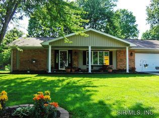 1323 Bridlespur Ln, Troy, IL 62294