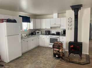 213 Eighme Rd, Oroville, WA 98844