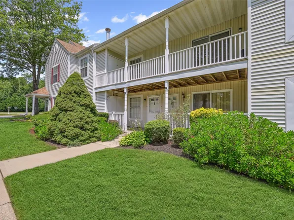 276 Fairview Circle, Middle Island, NY 11953